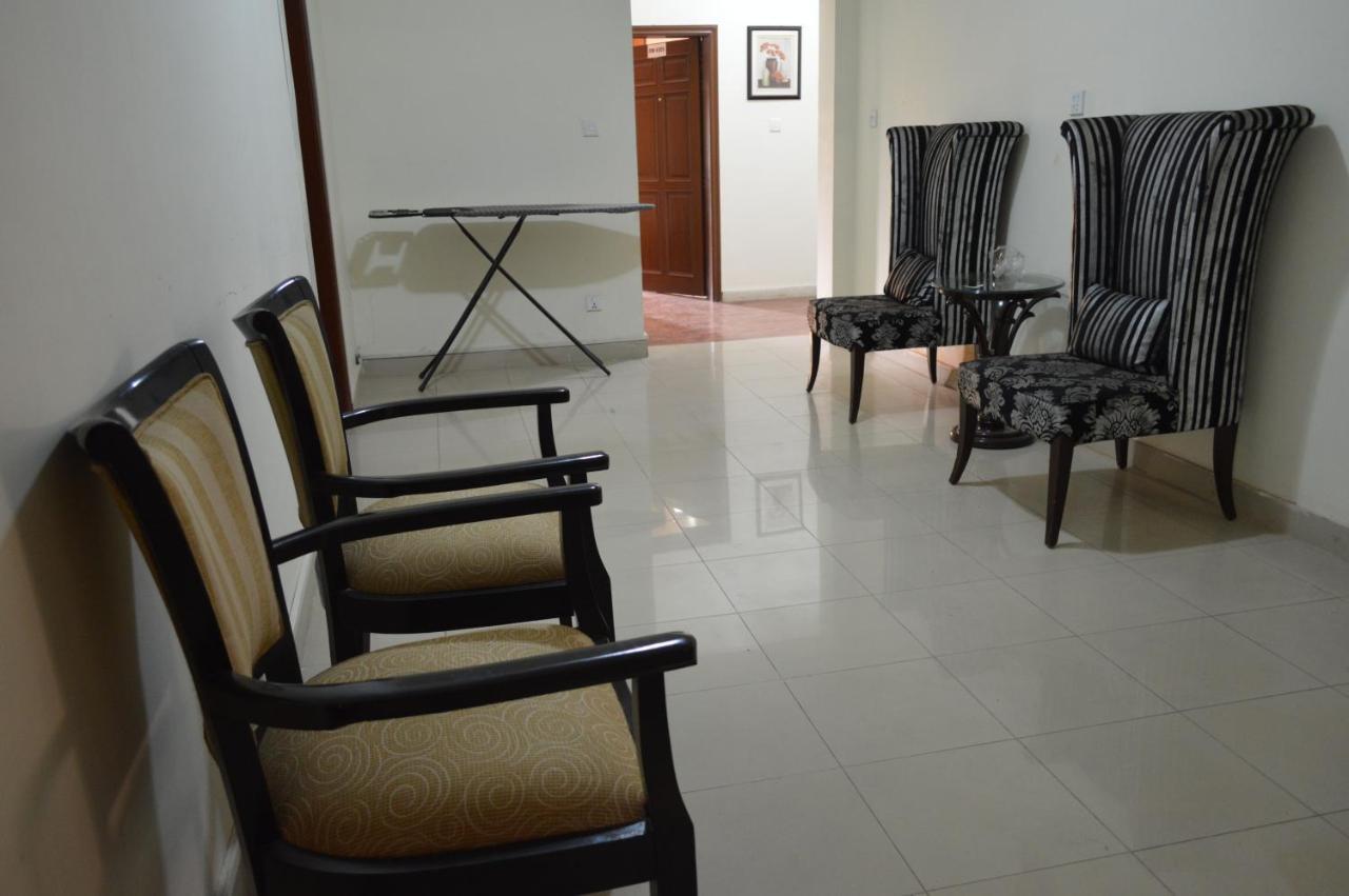 Tourist Hub Islamabad Bed and Breakfast Esterno foto