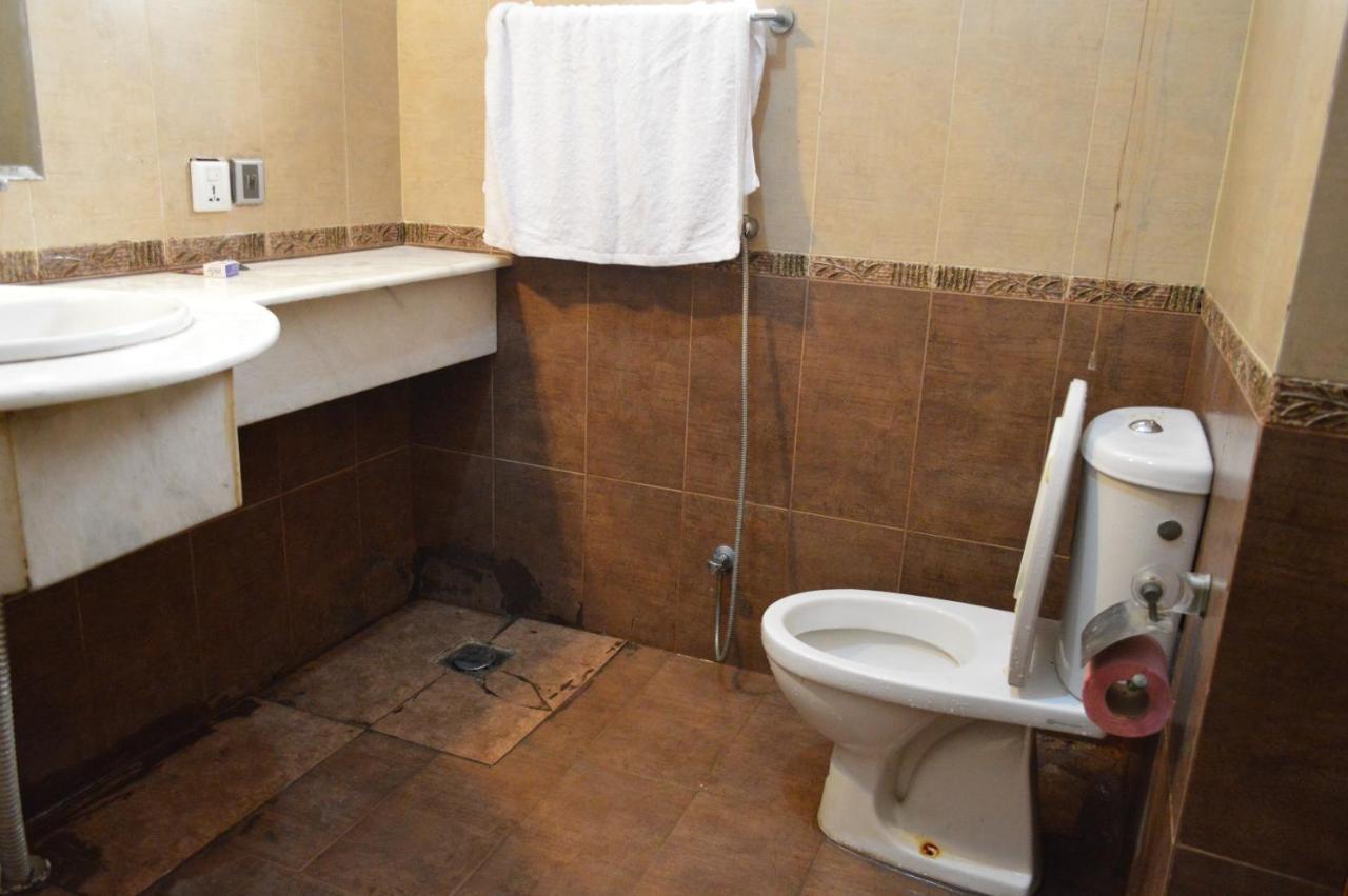Tourist Hub Islamabad Bed and Breakfast Esterno foto